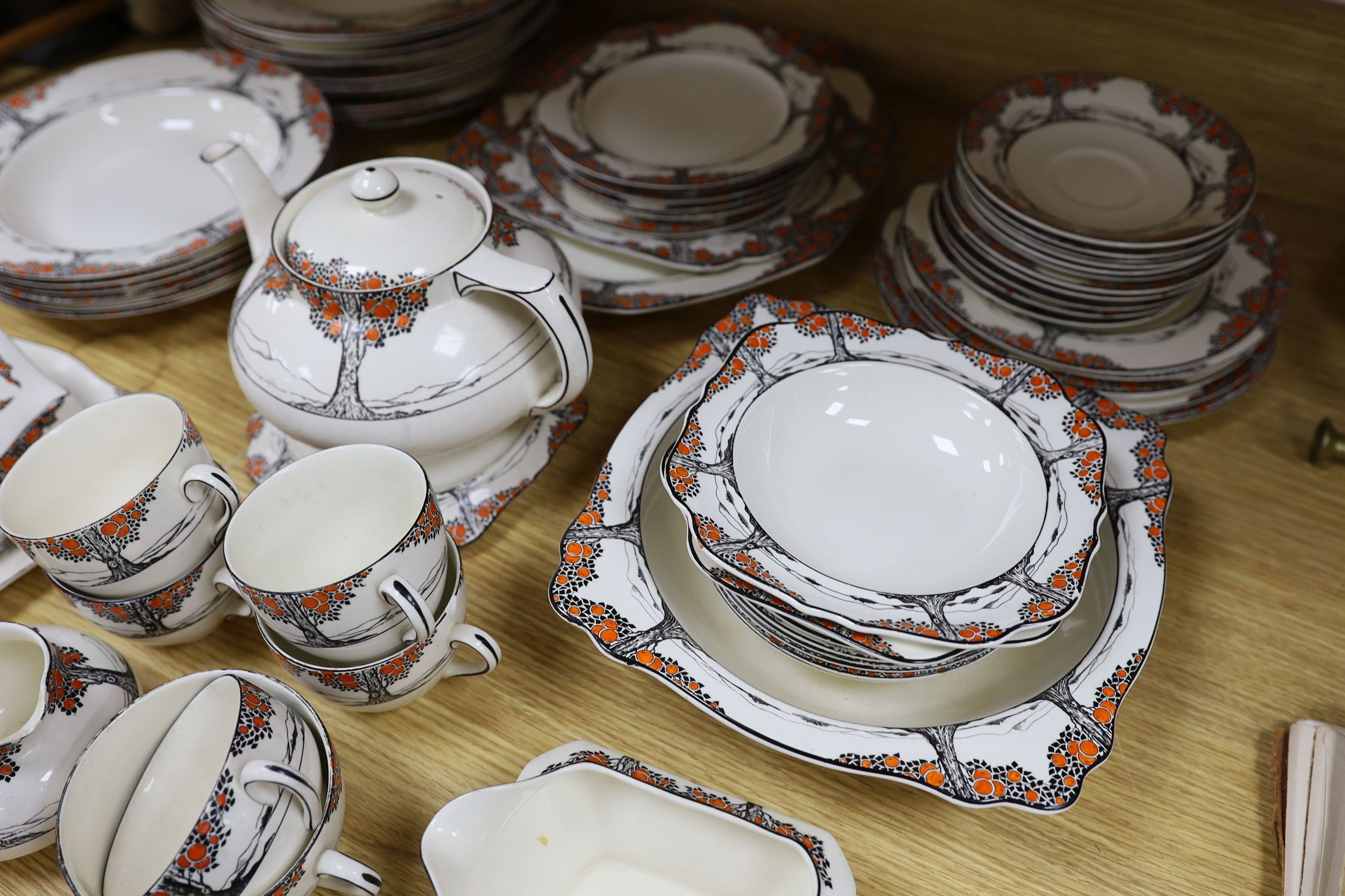 Crown Ducal 'Orange Tree' tea and dinner ware